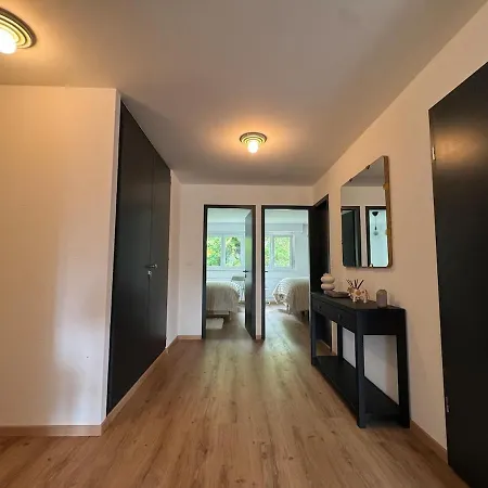 Un Refuge Calme Et Elegant Dans Les Montagnes Appartement